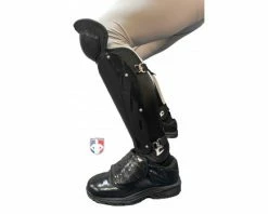Champro Umpire Gear Champro Single Knee Umpire Shin Guards -UMPLIFE Shop CG108 Champro Single Knee Umpire Shin Guards worn crouch