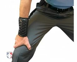 McDavid Hex High Impact Wrist Guard 5 McDavid Hex High Impact Wrist Guard -UMPLIFE Shop HEX WR McDavid Hex High Impact Wrist Guard worn